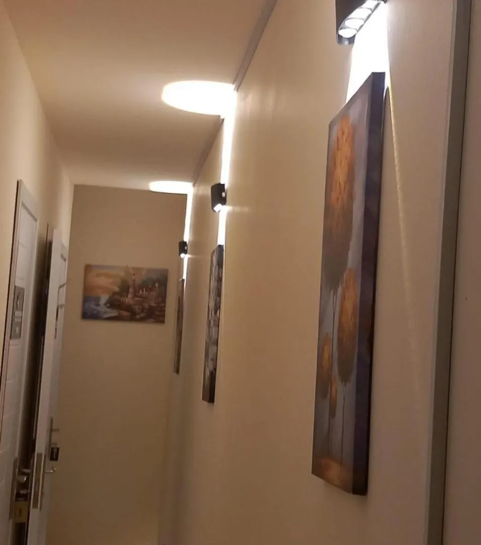 Apartment Four Stars Hostel Dubai