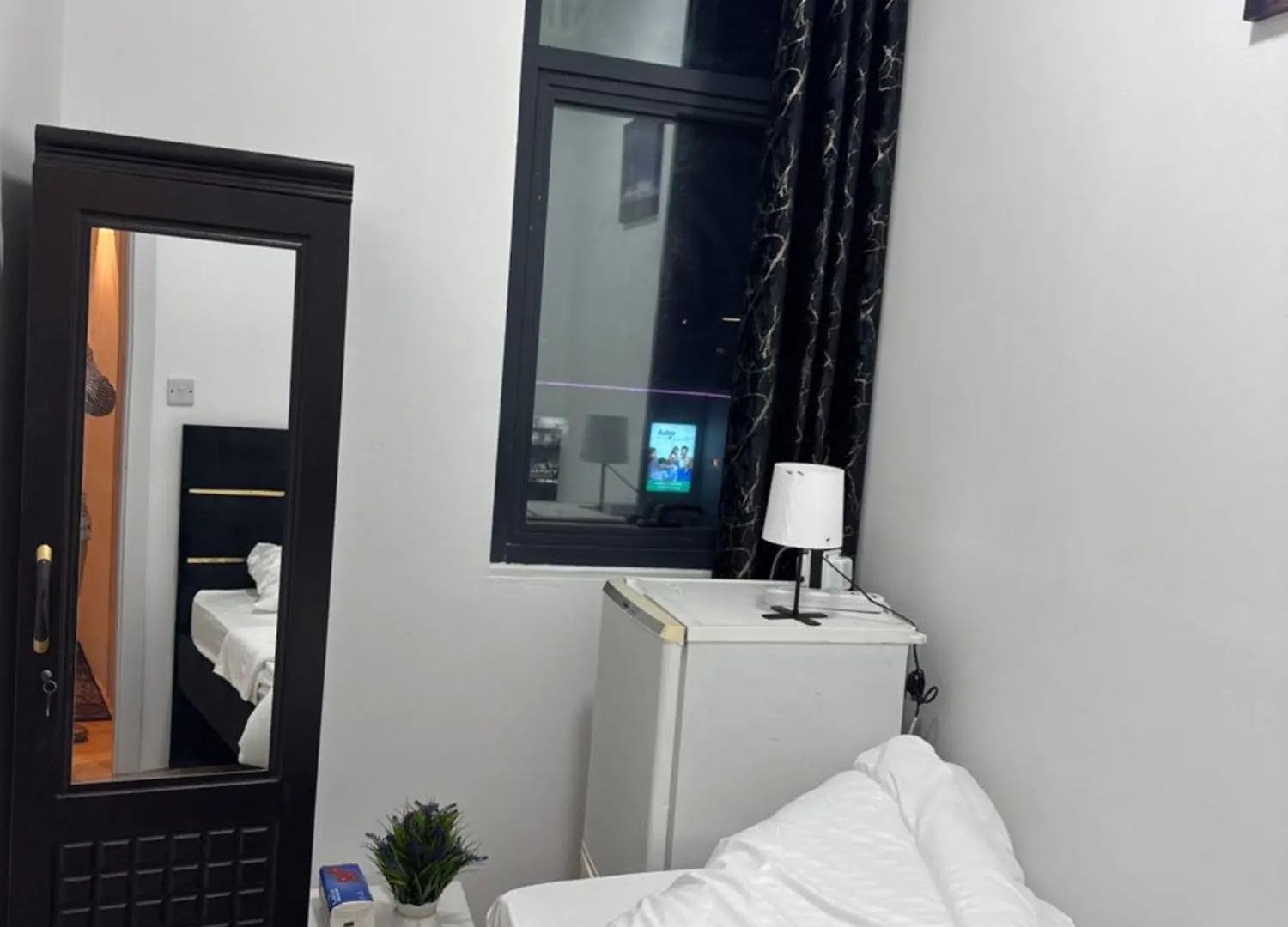 Apartment Four Stars Hostel Dubai