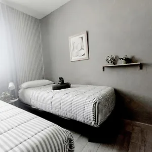  Apartment Victoria Spain